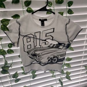 a white womens crop top.